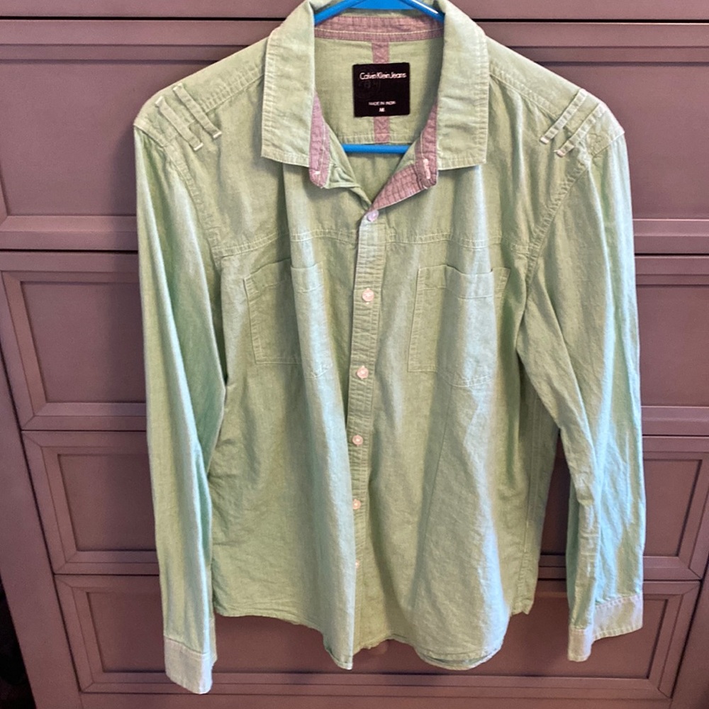 Calvin Klein mens Medium casual button down